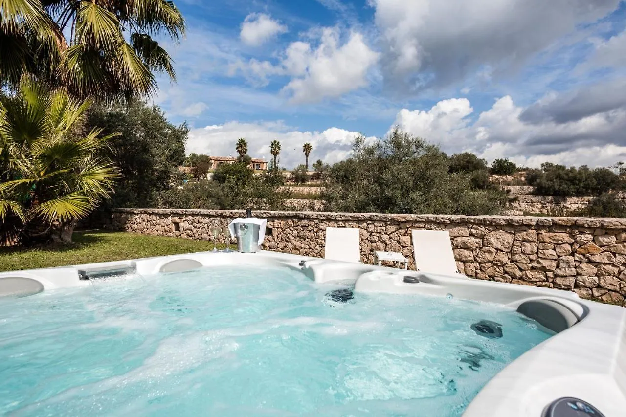 Domus Hyblaea Resort Палаццоло-Акреиде 4*,  Италия